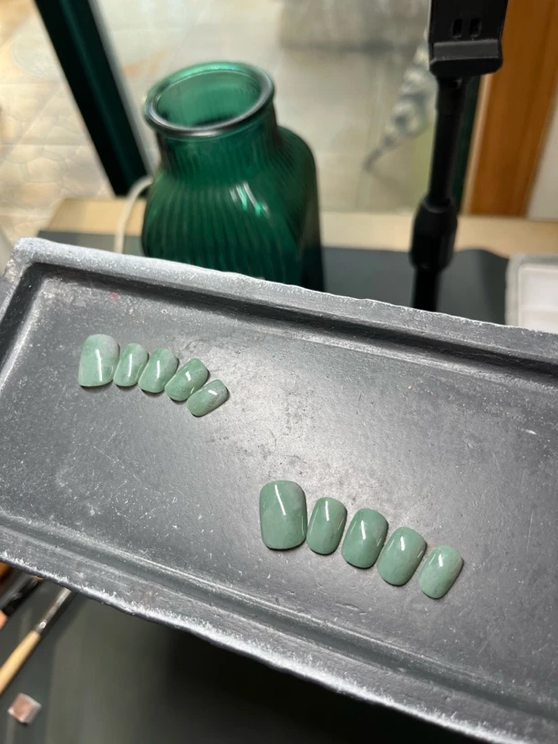 第46集灰绿配穿戴甲美甲绿色穿戴式甲片美甲片冰透清新抹茶绿