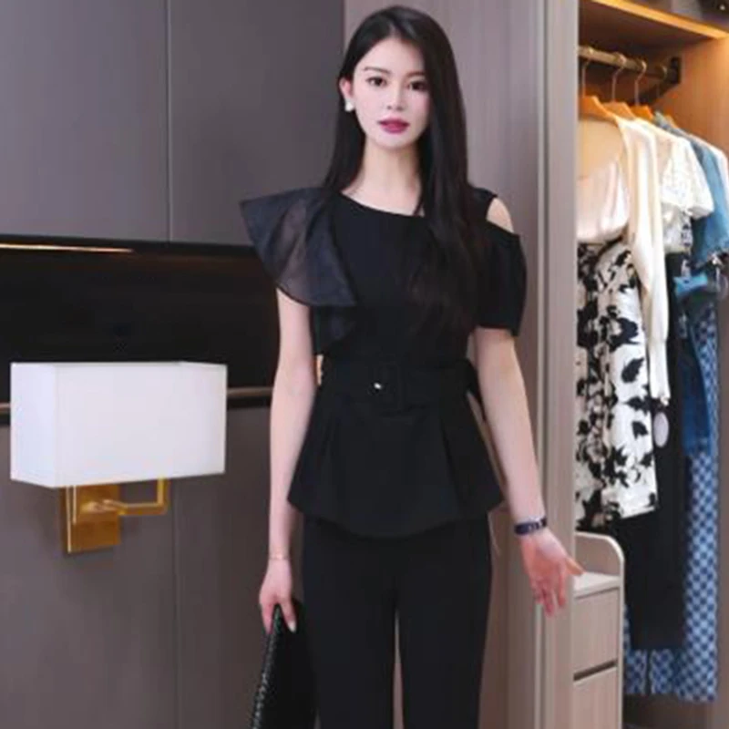 350923【依目系列】黑色小飞袖露肩衬衫4I212063D