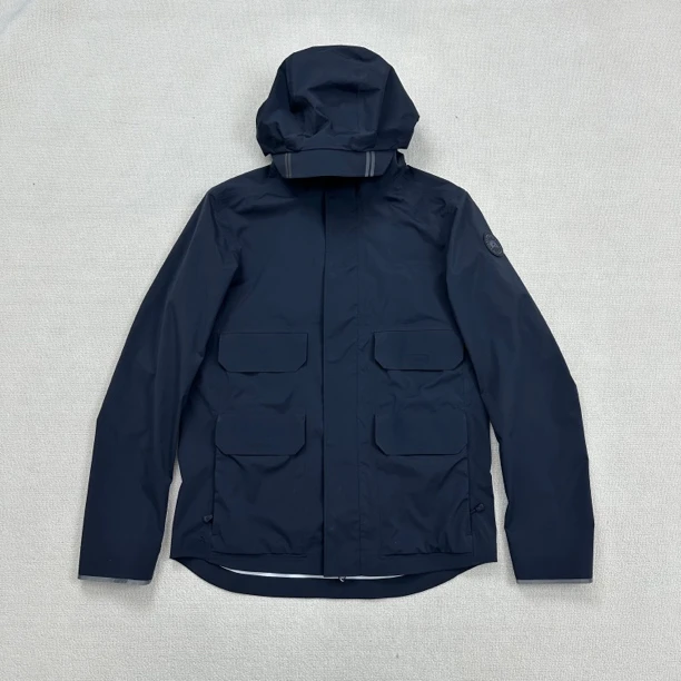 99新 加拿大鹅 黑标多口袋冲锋衣/S码/WL0857