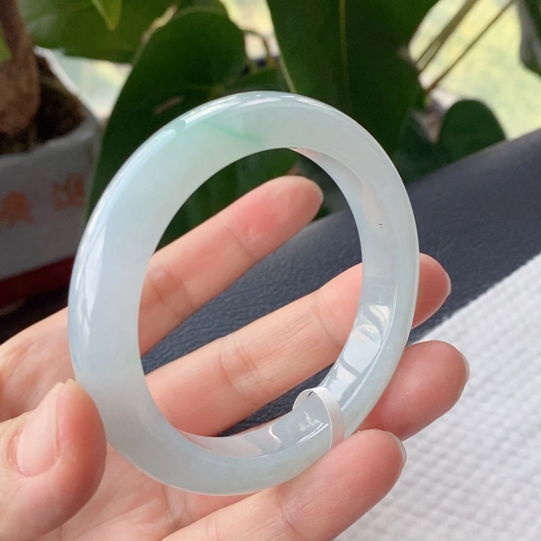 翡翠未镶嵌手镯8号