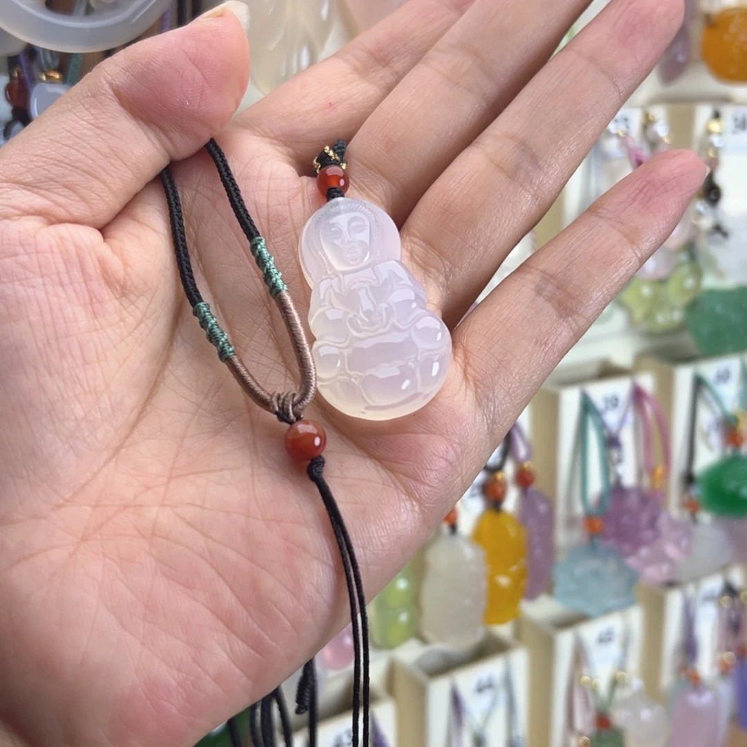 小***果玛瑙/玉髓颈饰未镶嵌