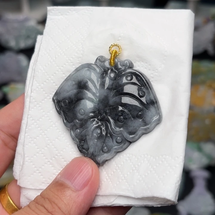 翡翠未镶嵌颈饰吊坠