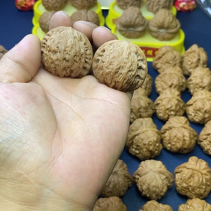 文玩核桃把件铁锤全