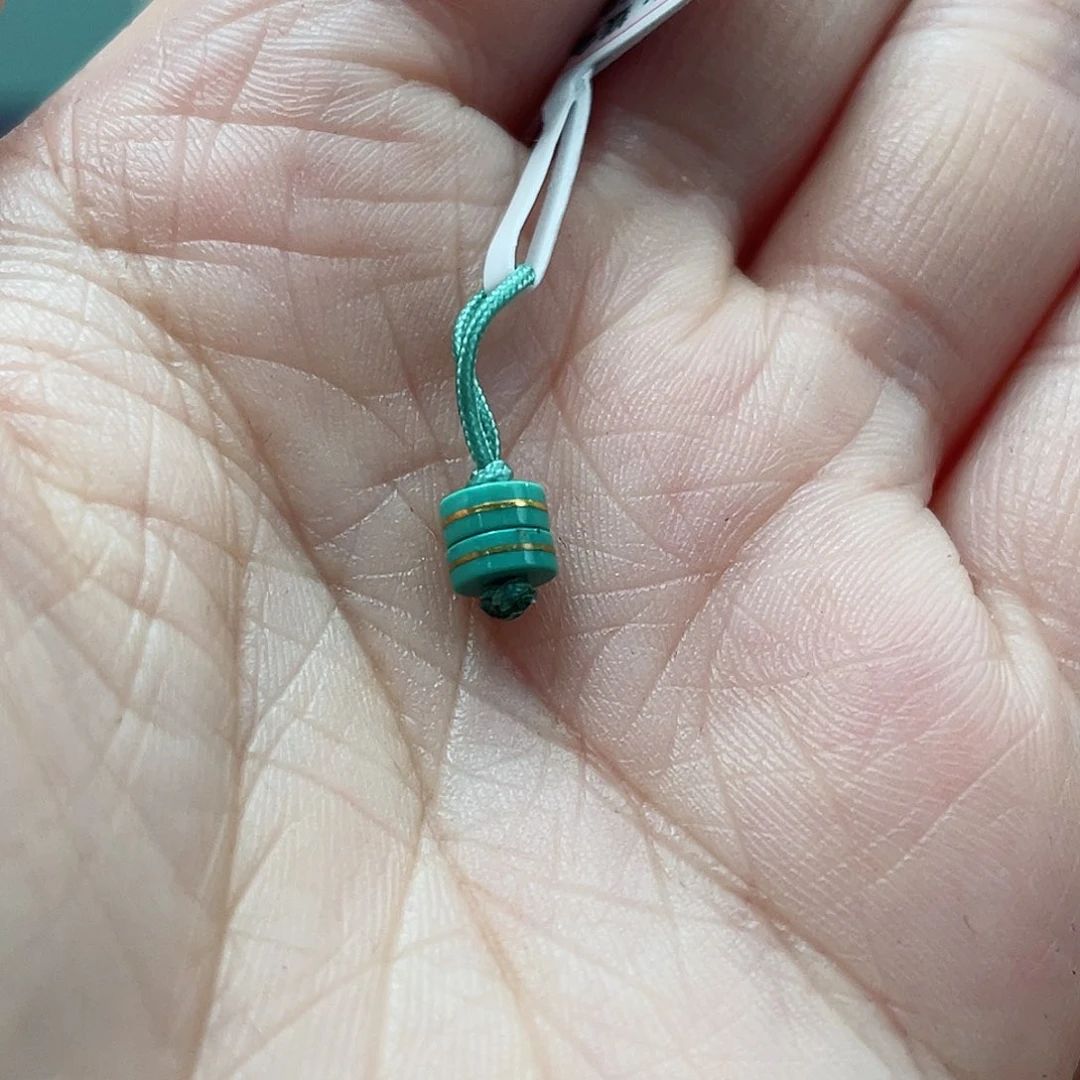 绿松石颈饰未镶嵌