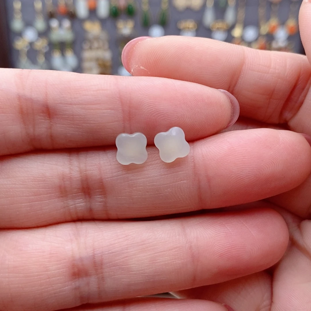 银S925镶嵌和田玉耳饰