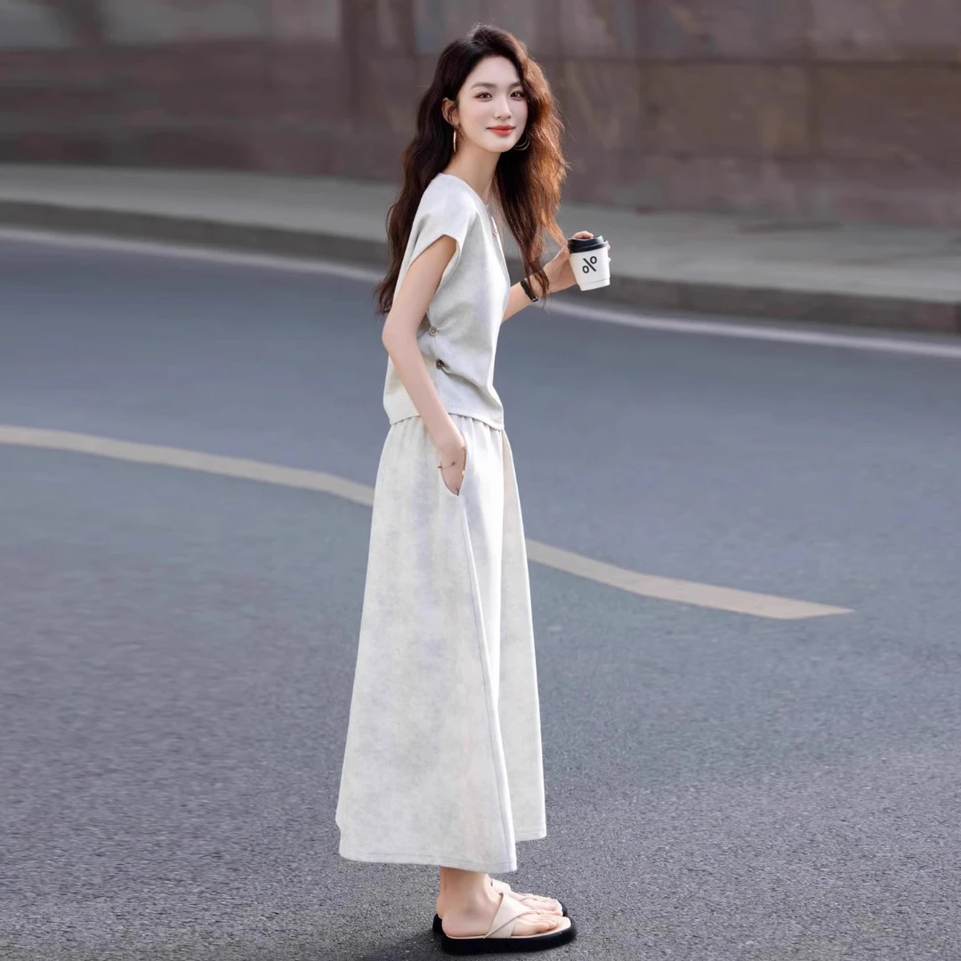 奥特莱斯清仓剪标专柜品牌撤柜捡漏夏季t恤半身裙套装女2025新款