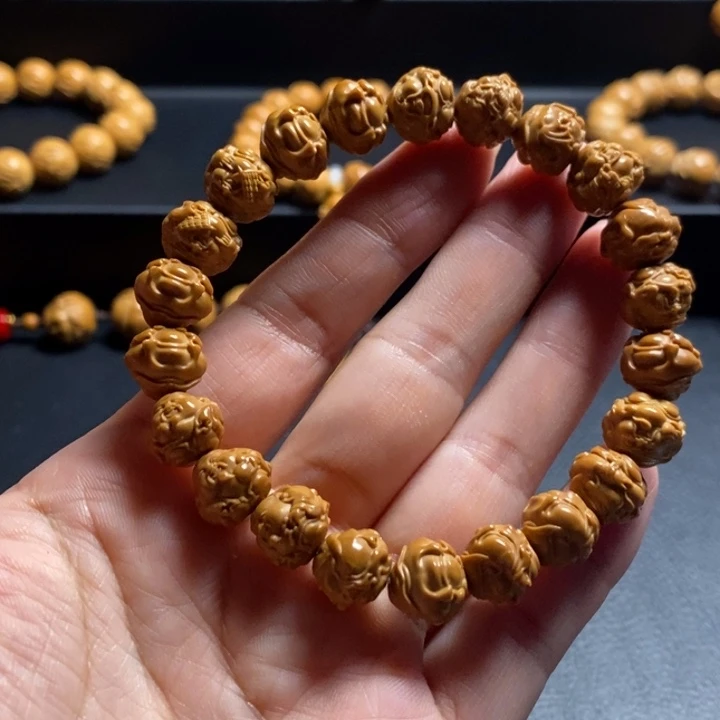 猴头核桃手串站地财神小尺寸