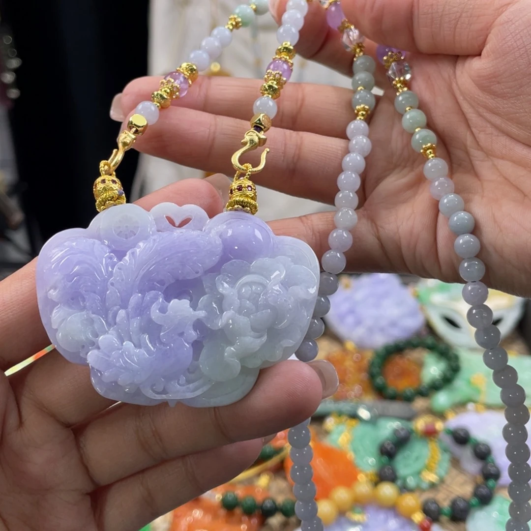 翡翠颈饰未镶嵌代编织