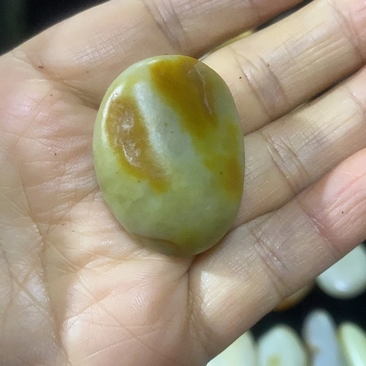 未镶嵌和田玉（糖玉）挂件