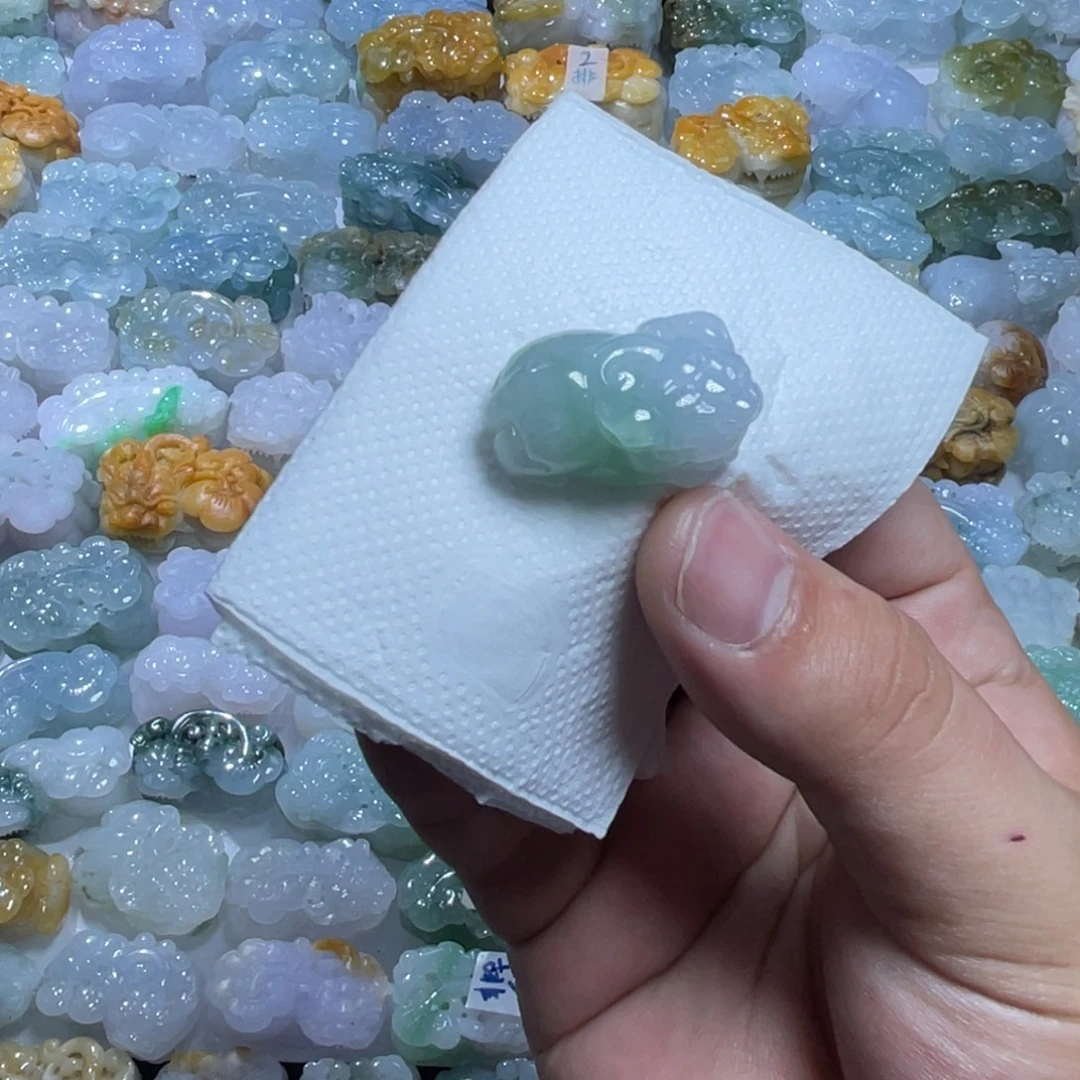 翡翠未镶嵌颈饰天然