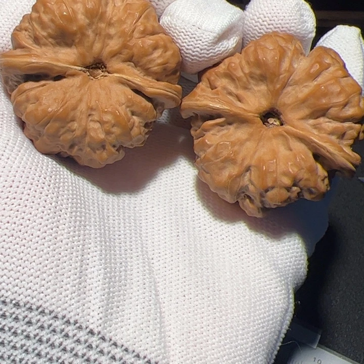 驹***舞文玩核桃吊坠蛤蟆头42