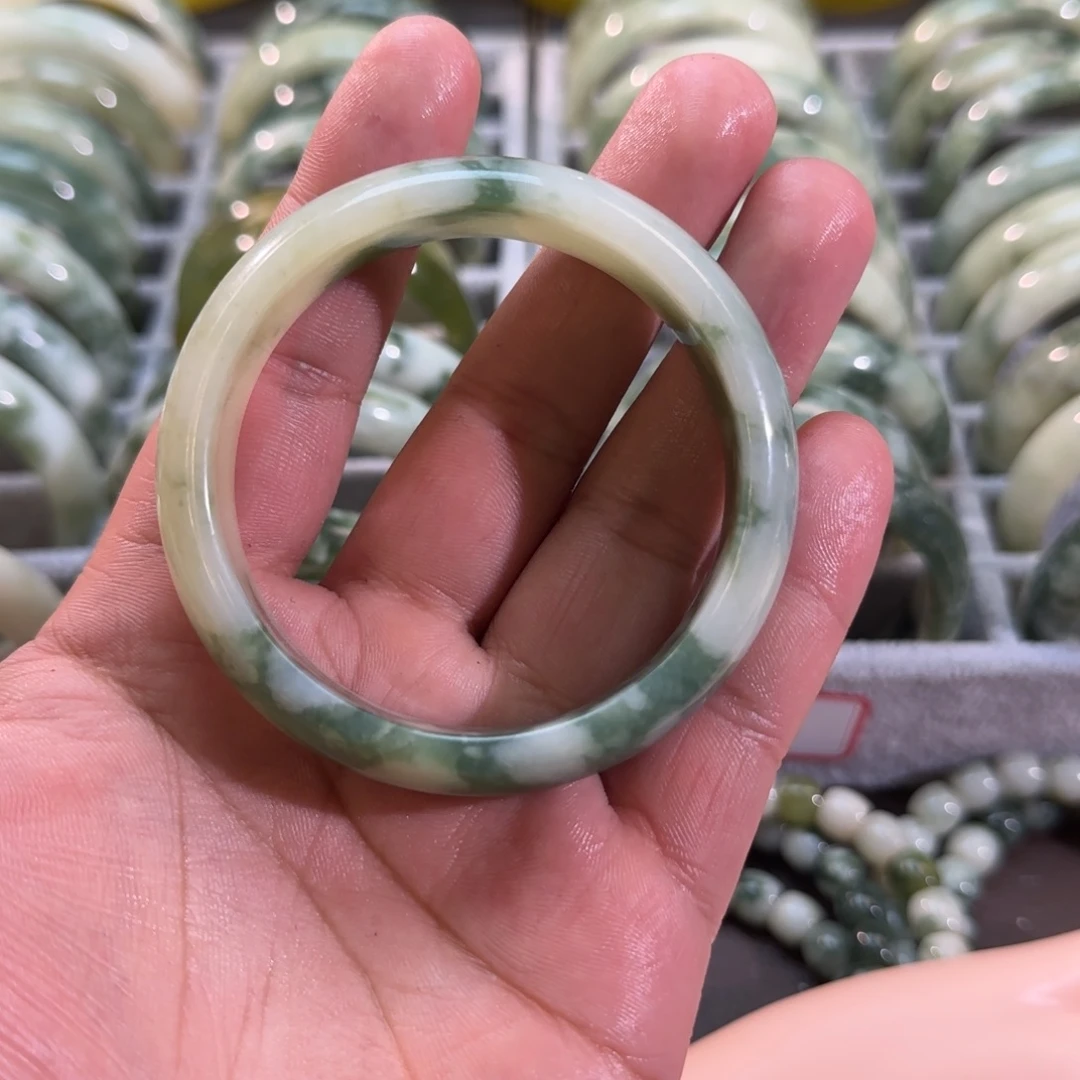 开***飞蛇纹石玉未镶嵌手镯