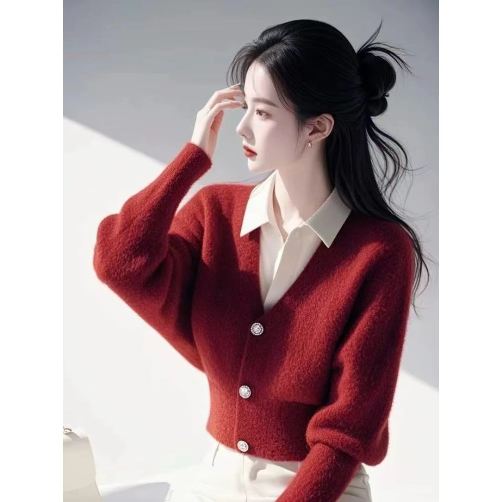 今年流行独特漂亮超好看圣诞新年红色假两件毛衣女款2025冬季新款