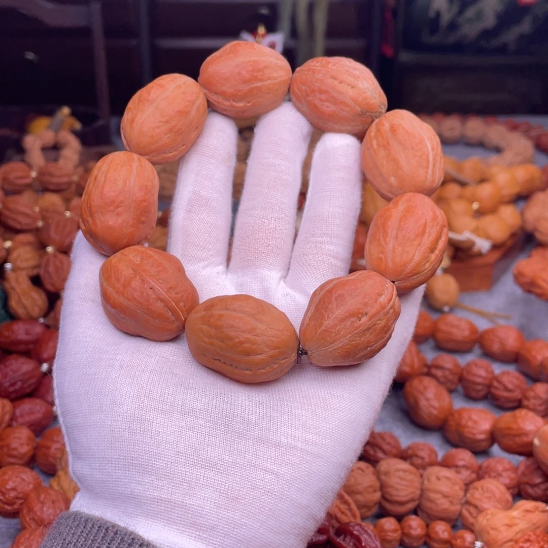 文玩核桃吊坠秋子