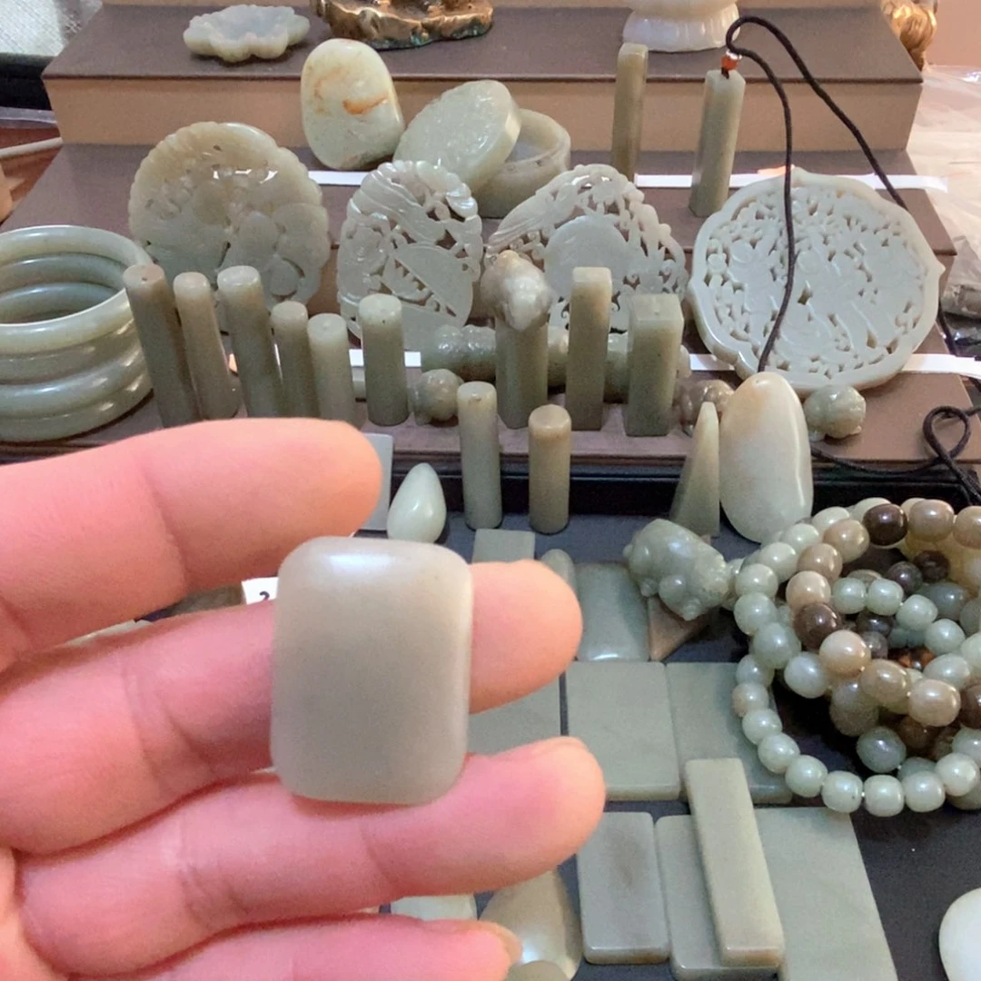 和田玉颈饰未镶嵌王**跑55