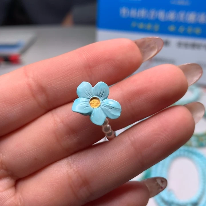 绿松石配饰未镶嵌