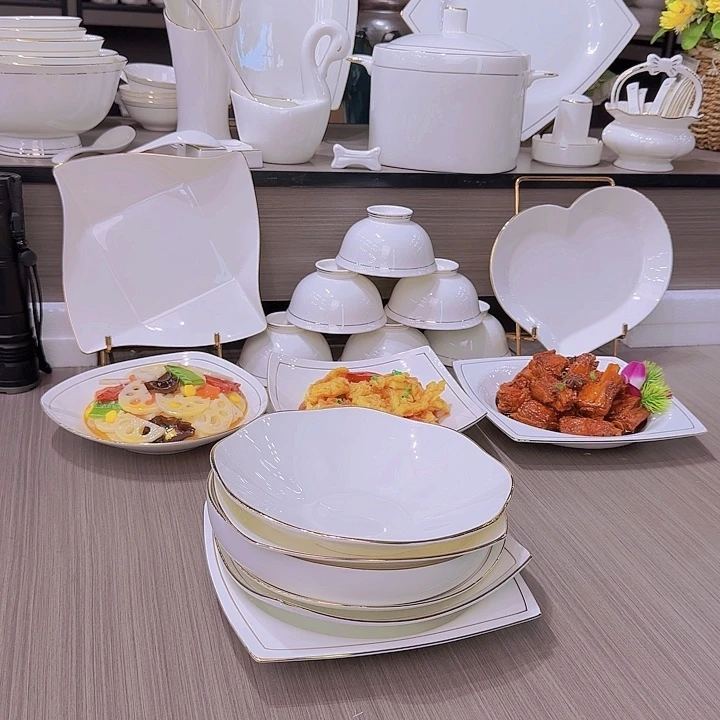 骨瓷8英寸天元，贵龙，三角，窝盘，花朵，四方汤各1个