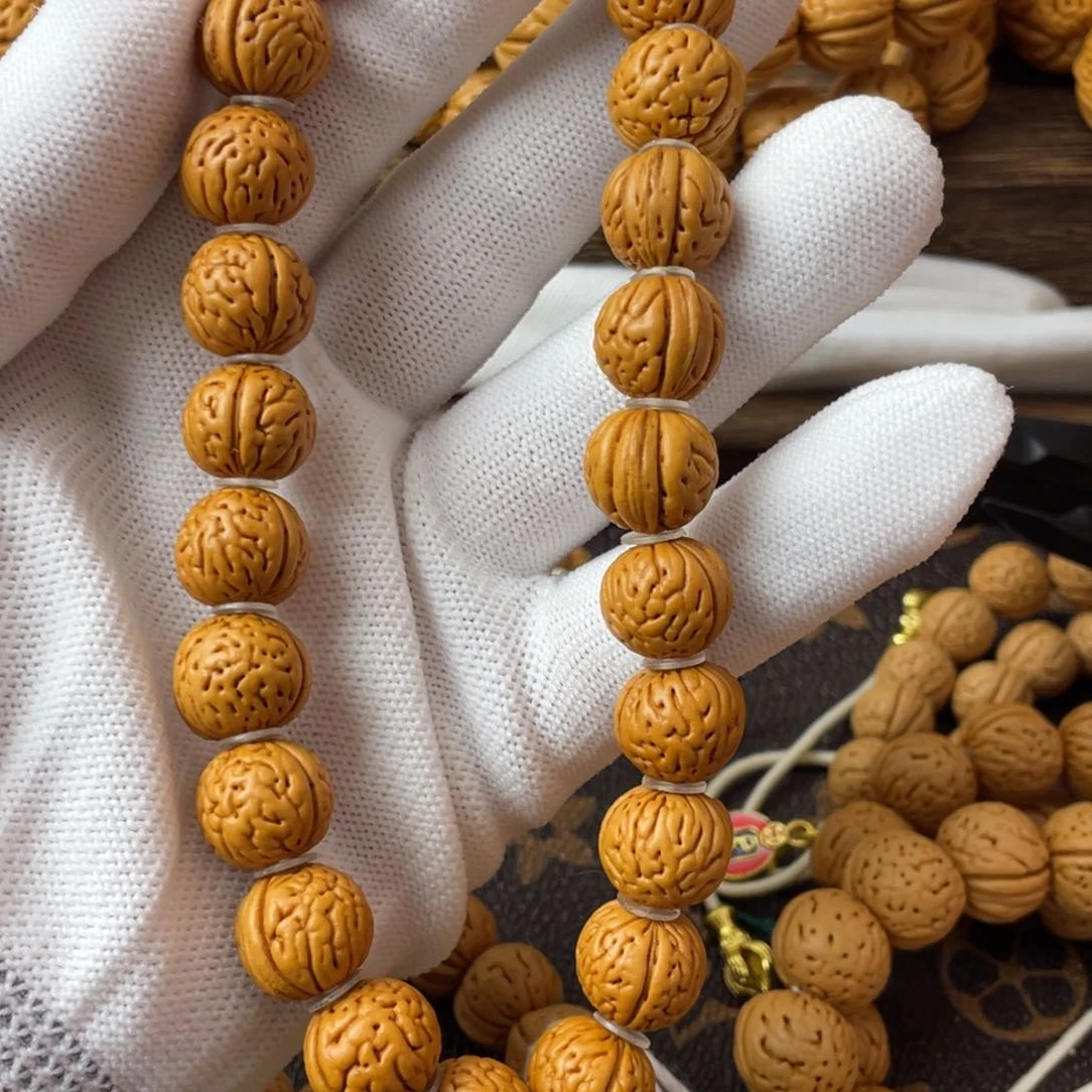 吊坠桃核野生红魔小金dou