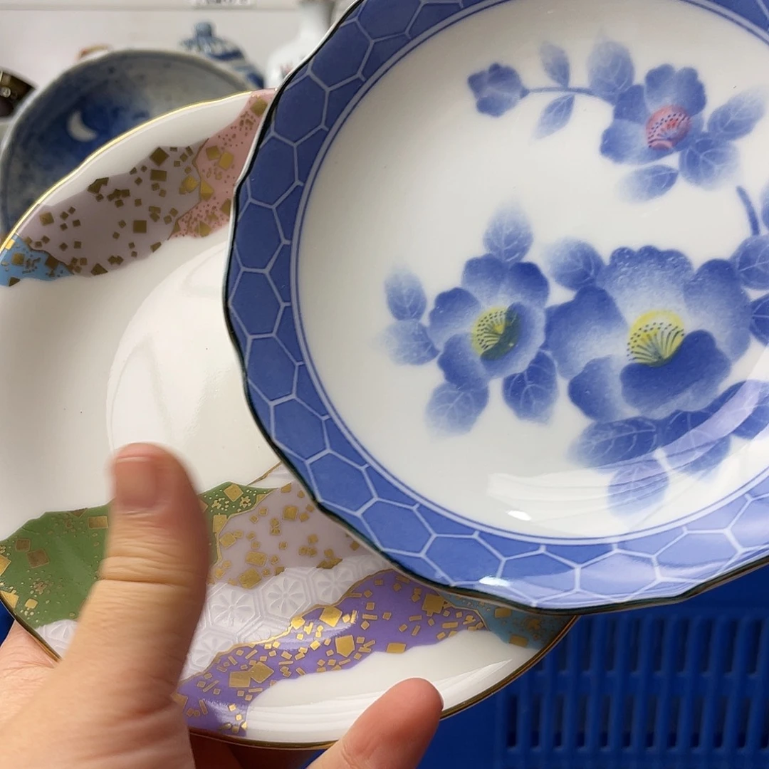 瓷片王***者哈哈哈我真的不喜欢这样了笑