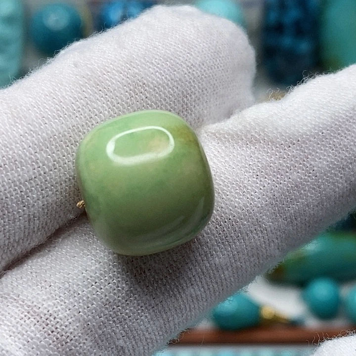 绿松石未镶嵌天然原矿 地大质检