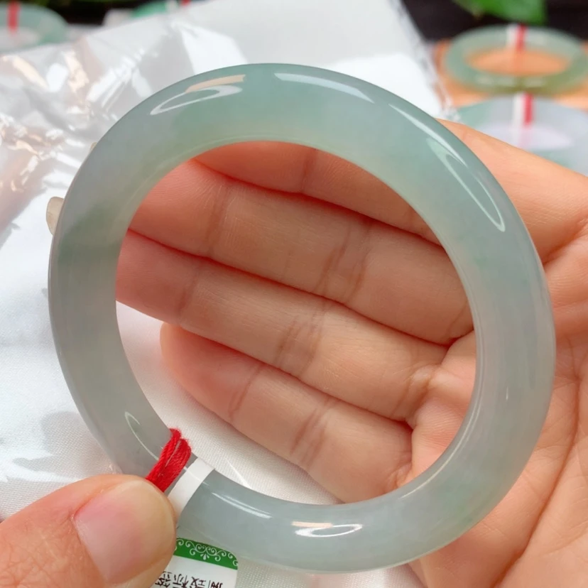 【闪购商品】翡翠手镯未镶嵌天然翡翠手镯