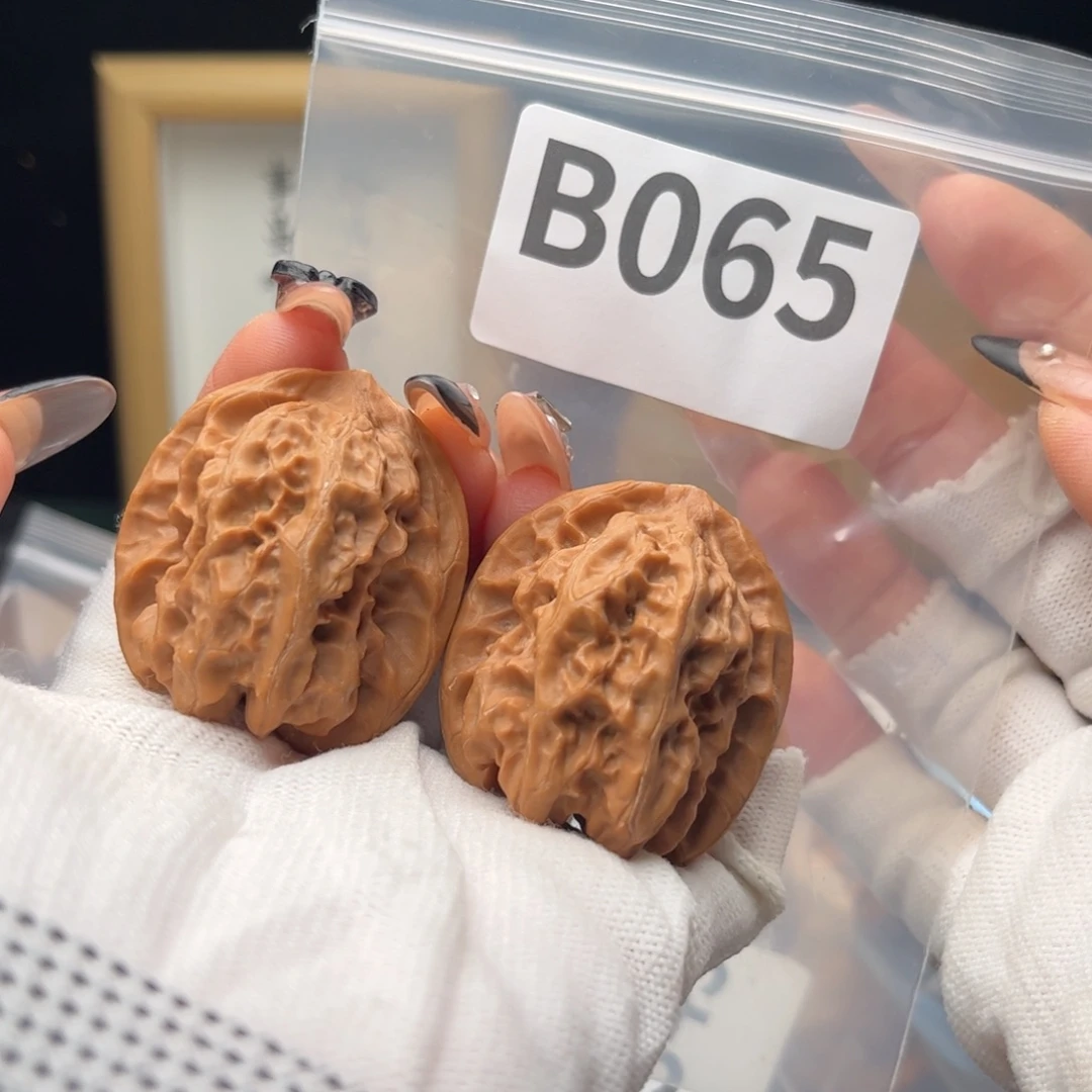 把件文玩核桃38磐石b065