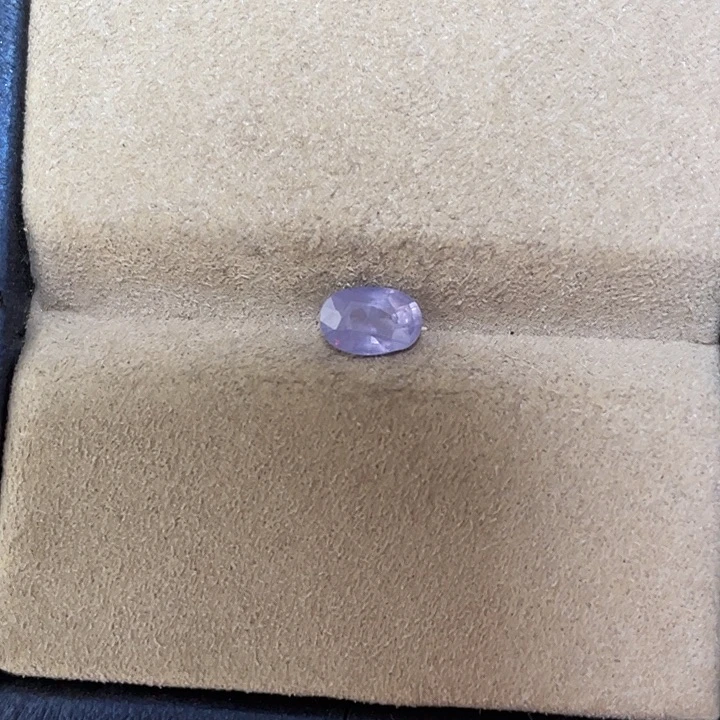 定制蓝宝石未镶嵌裸石1.2克拉