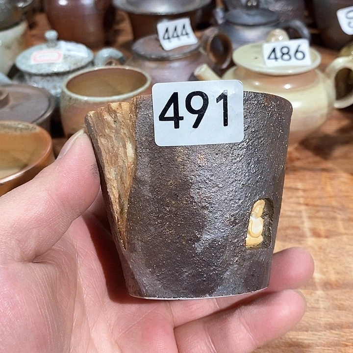 我们的确是一个人的