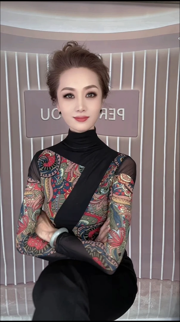 欧货女装2025春夏时尚洋气长袖高领网纱t恤女上衣