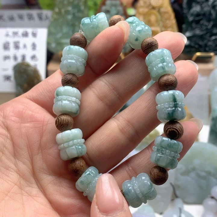 未镶嵌定制翡翠手串