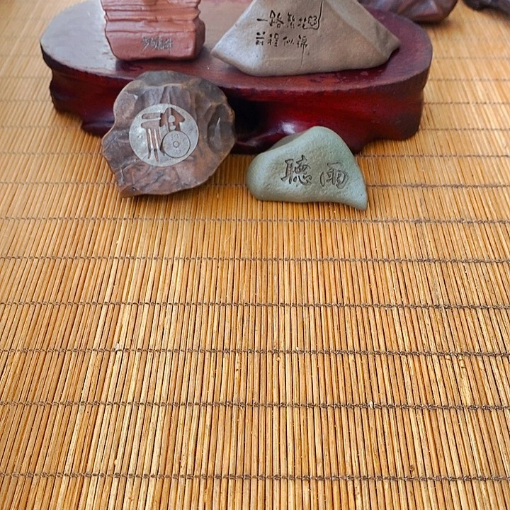 暗****原石雕刻工艺品手把摆件