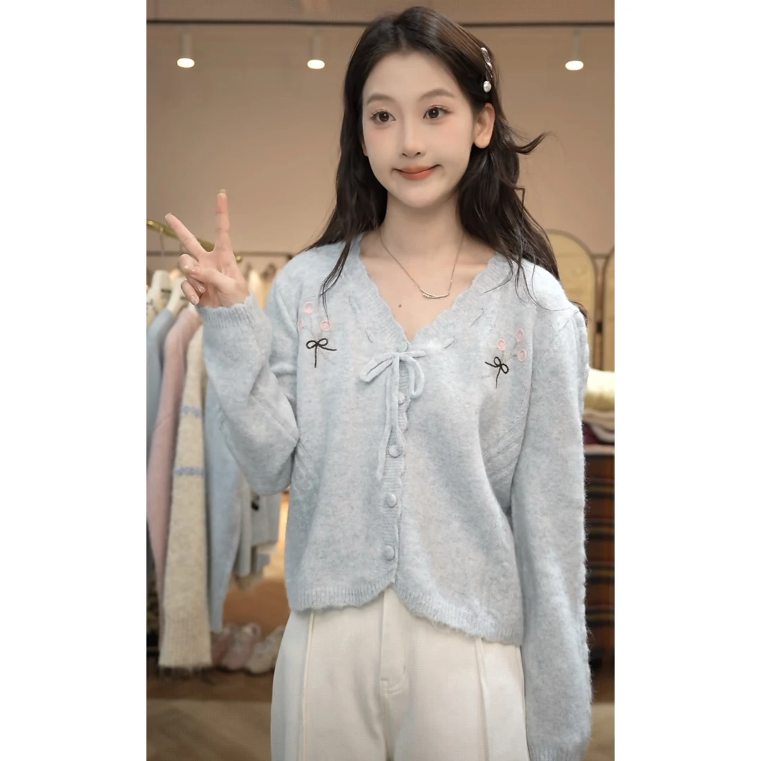 【闵笑一】海盐薄荷 小众设计感刺绣毛衣秋冬系带短上衣针织衫