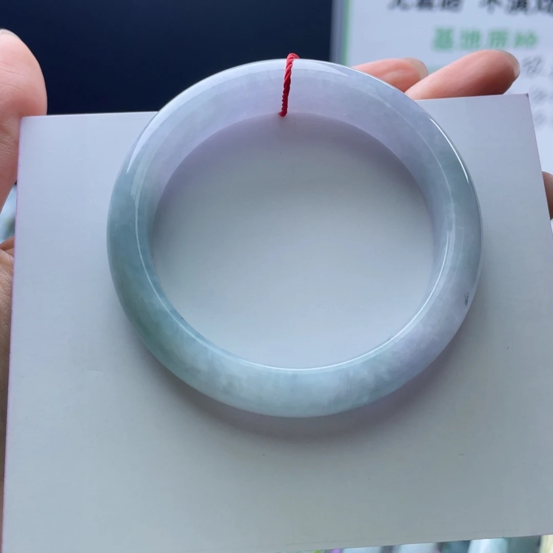 翡翠未镶嵌手镯1980