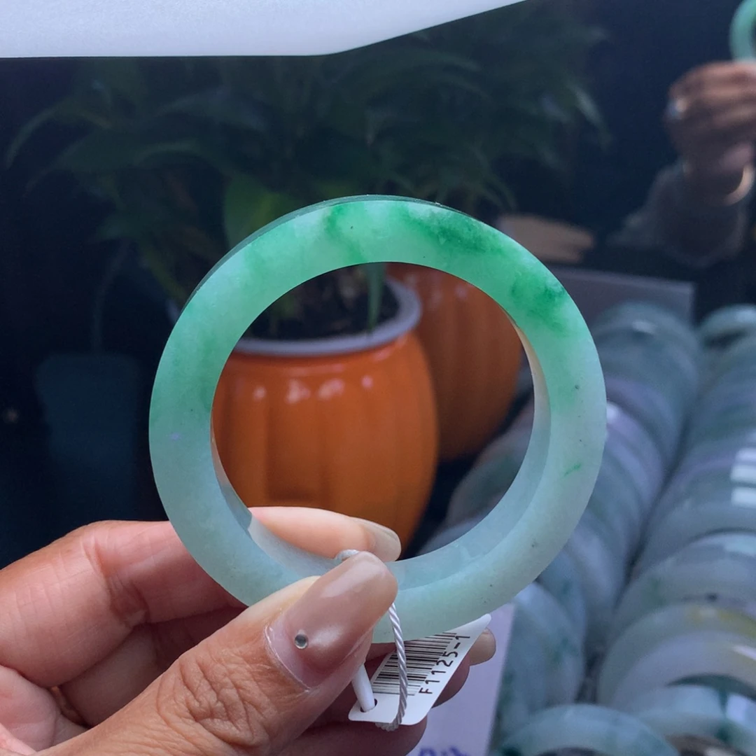 定制翡翠未镶嵌51-52圈