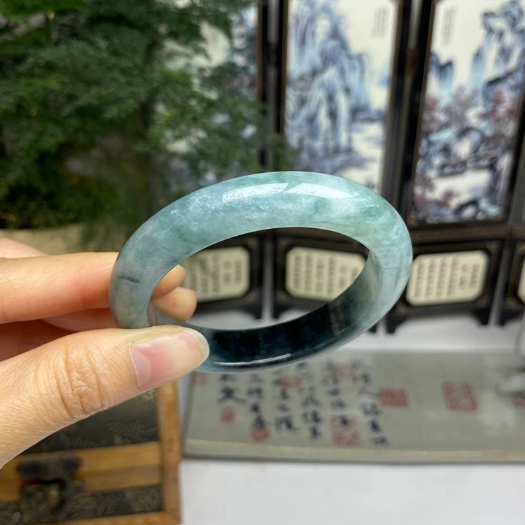 52.7冰飘花藓加绿正圈手镯 天然翡翠A货手镯