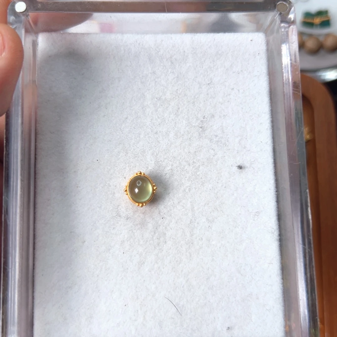 葡萄石定制款18K金镶嵌菲****店葡萄石中串