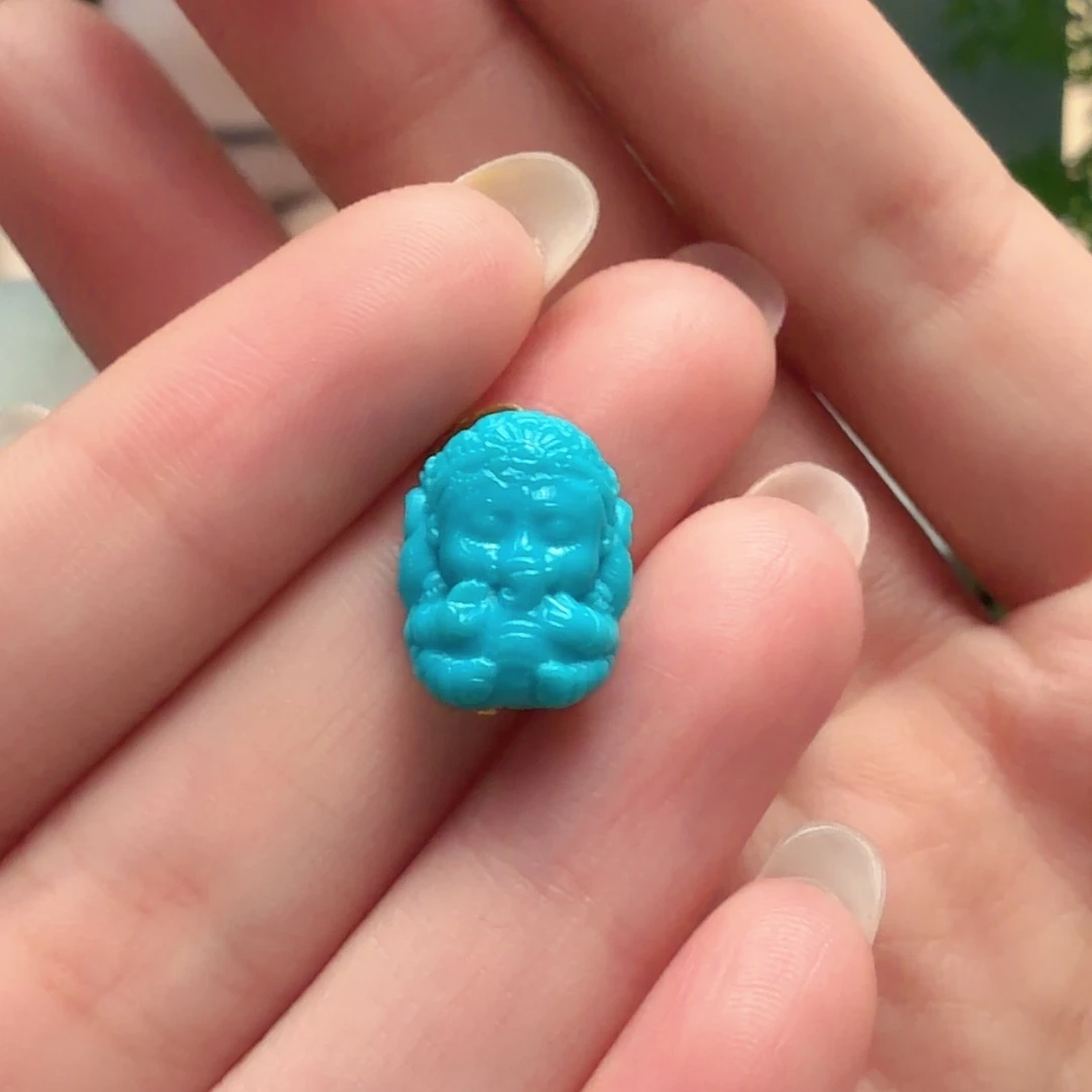 绿松石未镶嵌颈饰