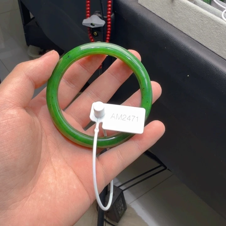 Z***和田玉（碧玉）未镶嵌手镯