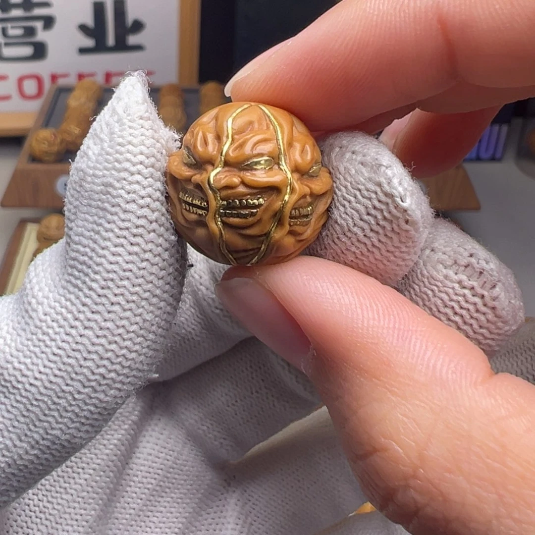 文玩核桃把件镶嵌款一念心魔18左右尺寸全品有正常封口线