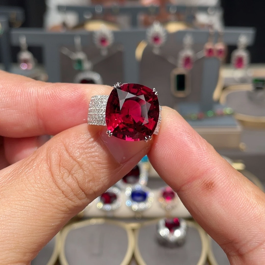 碧玺戒指18K金镶嵌12.55ct