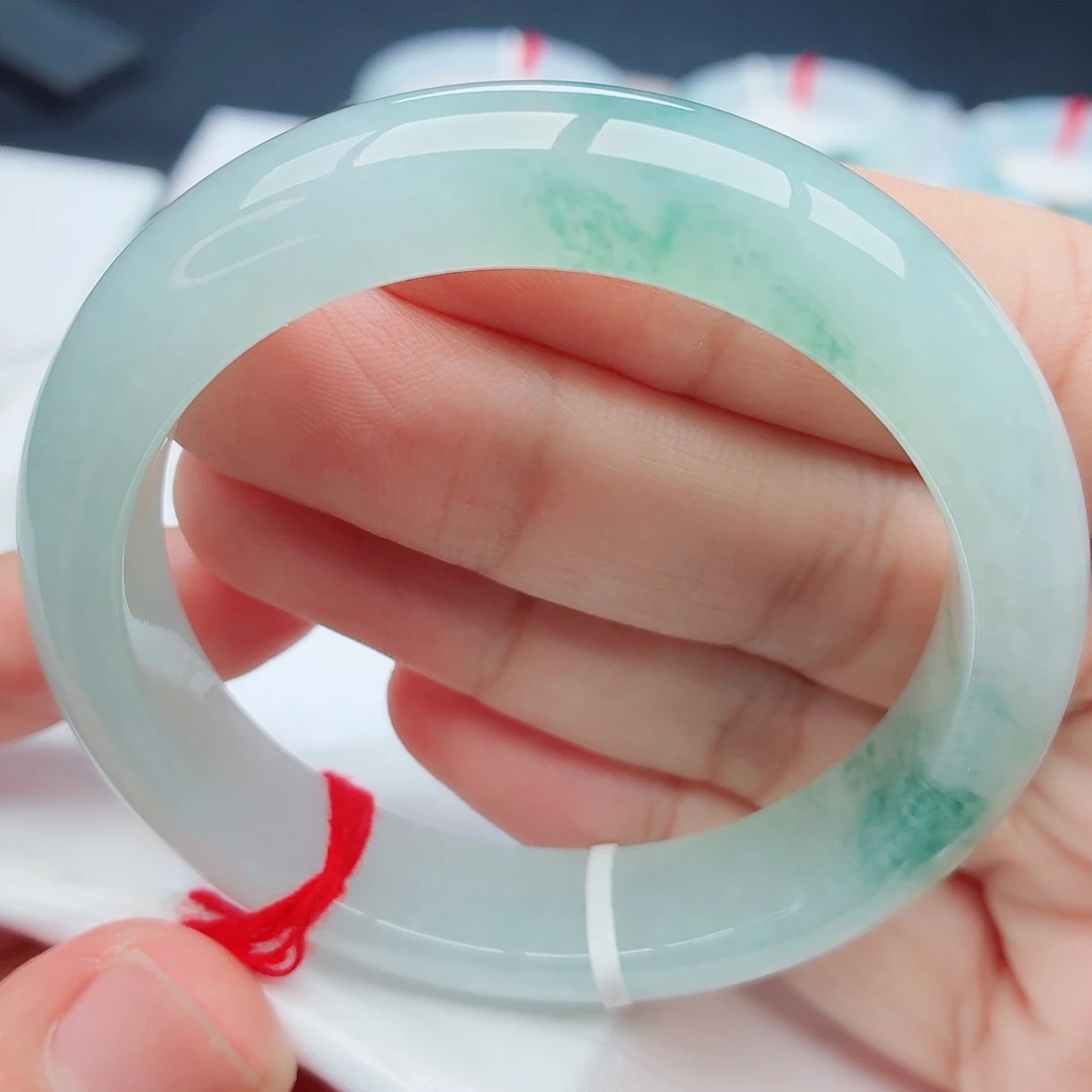 翡翠未镶嵌手镯天然翡翠手镯