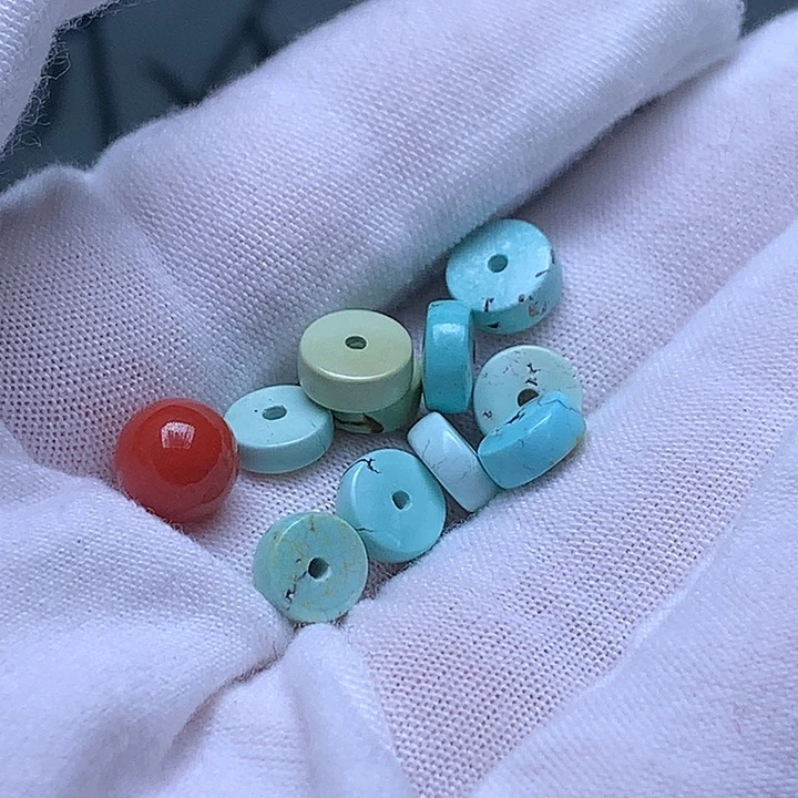 南红玛瑙未镶嵌珠宝奇石