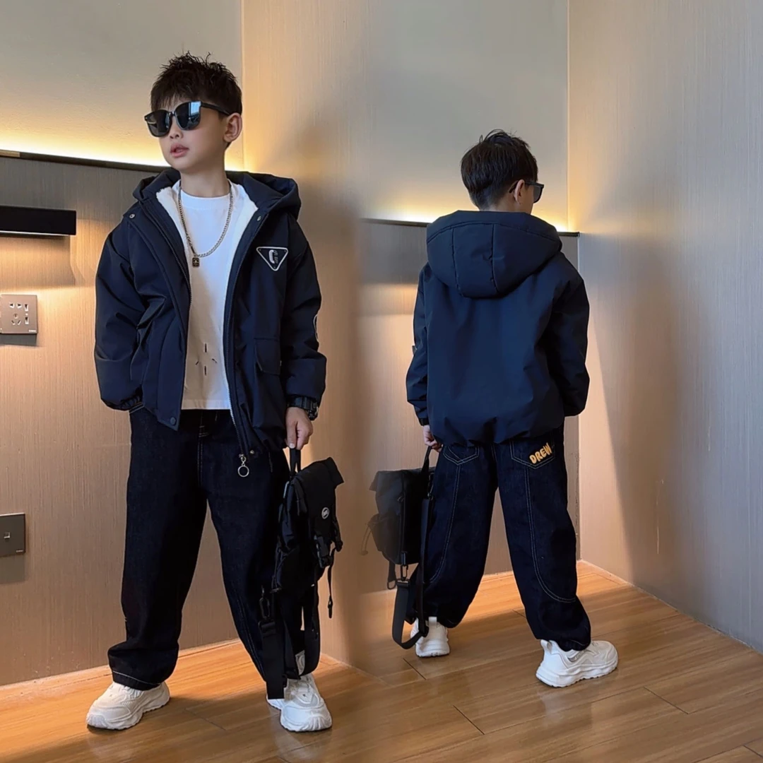 加绒加厚连帽男童冬季新款派克服洋气男孩贴标款立体口袋外套