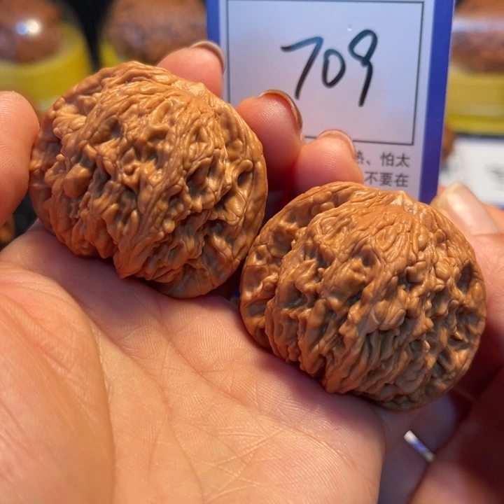 文玩核桃把件45虎头709、、