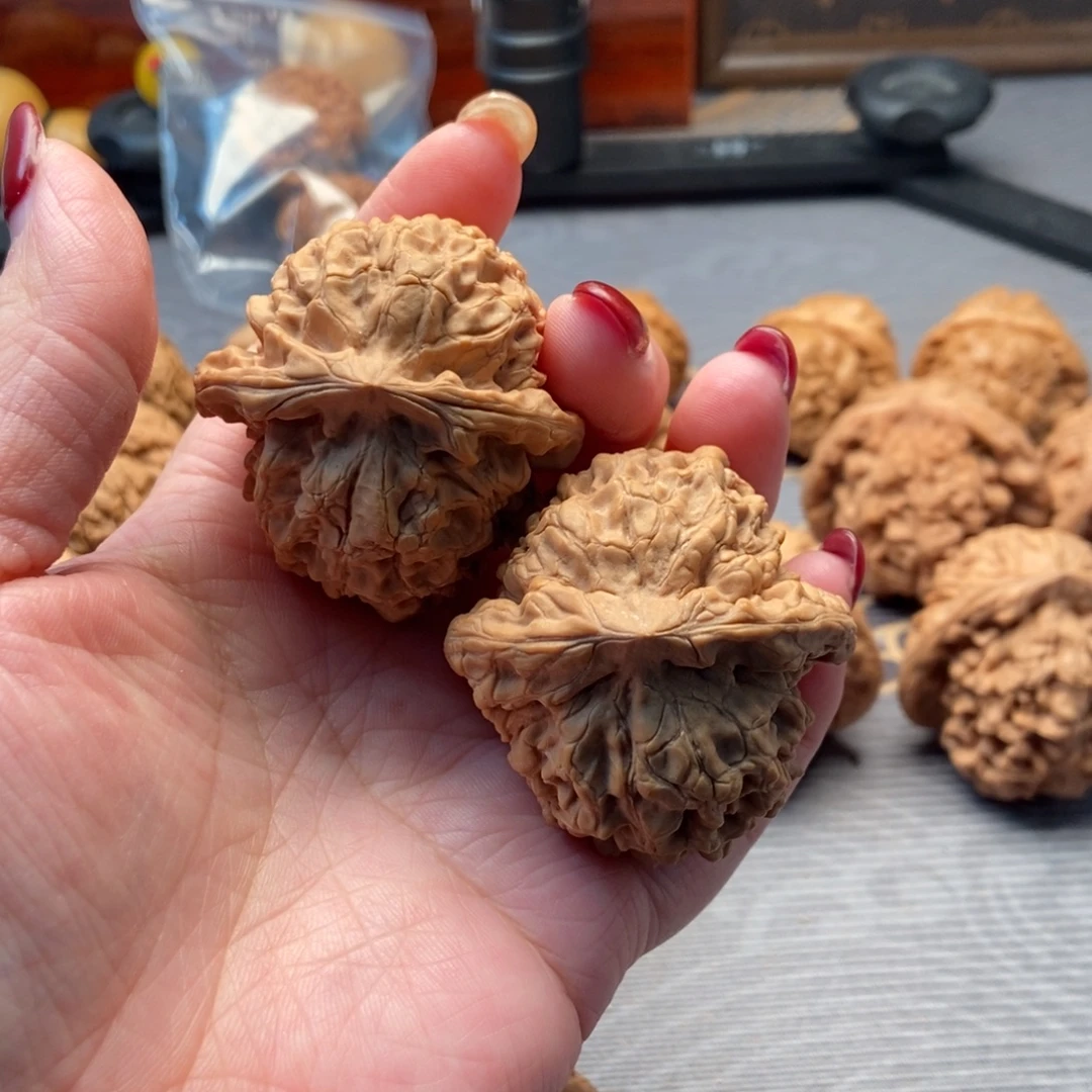 魂***藏吊坠文玩核桃核桃