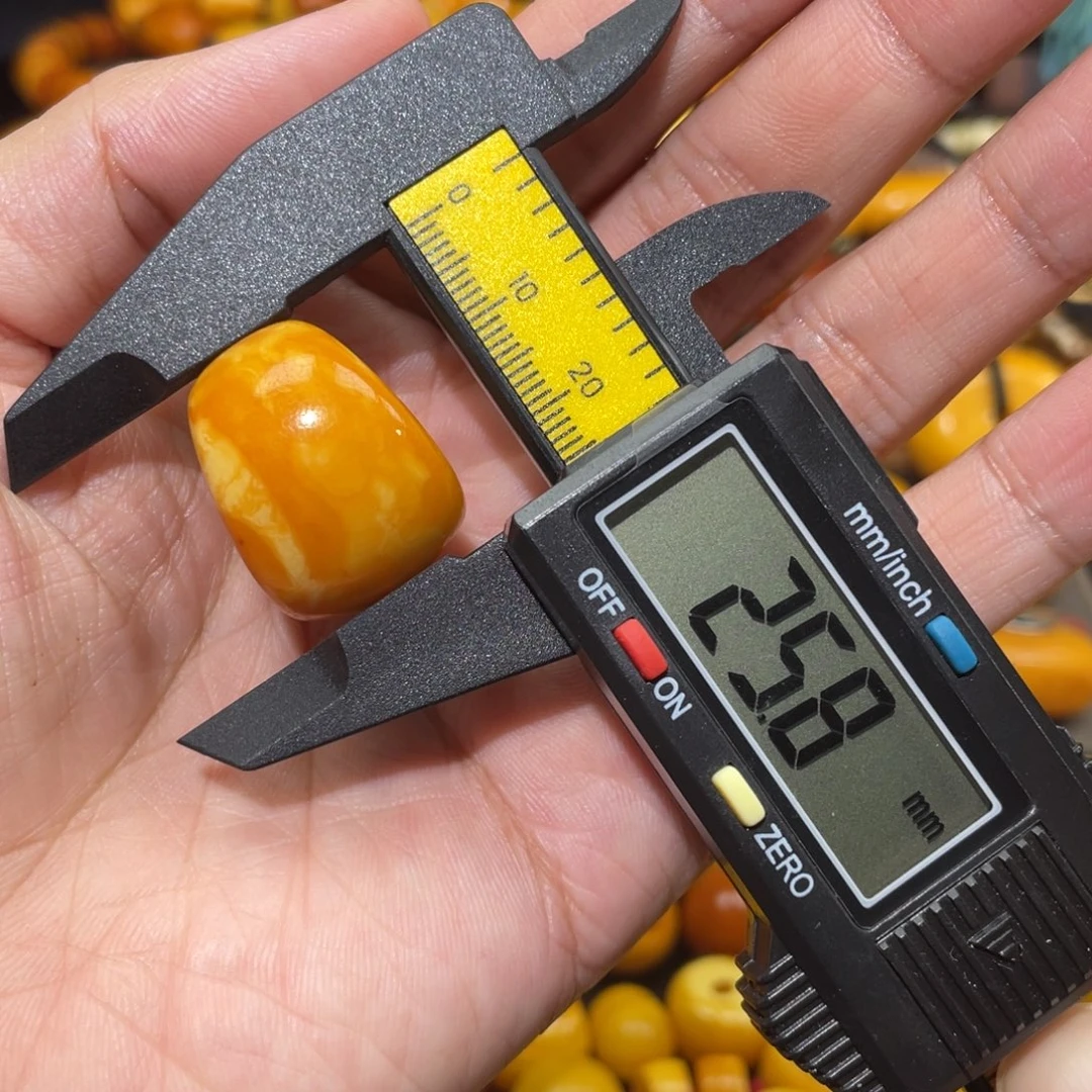 蜜蜡未镶嵌裸石马蹄