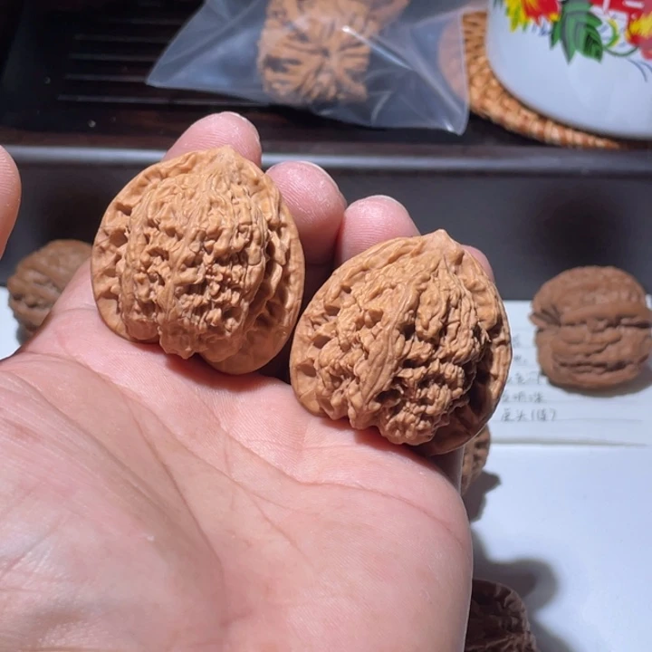 文玩核桃吊坠一代蚂蚁沟