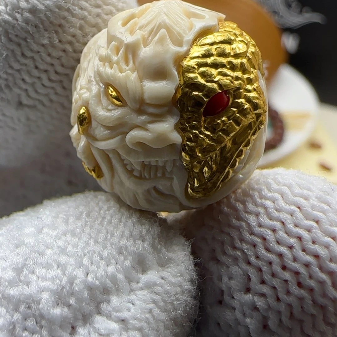 猴头核桃吊坠龙蛇之变镶嵌24k