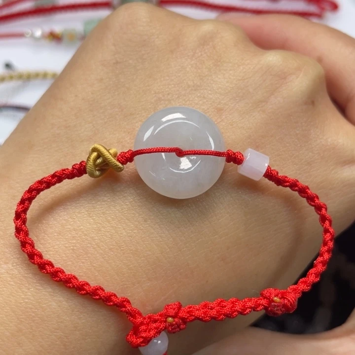 翡翠未镶嵌手绳7999999900