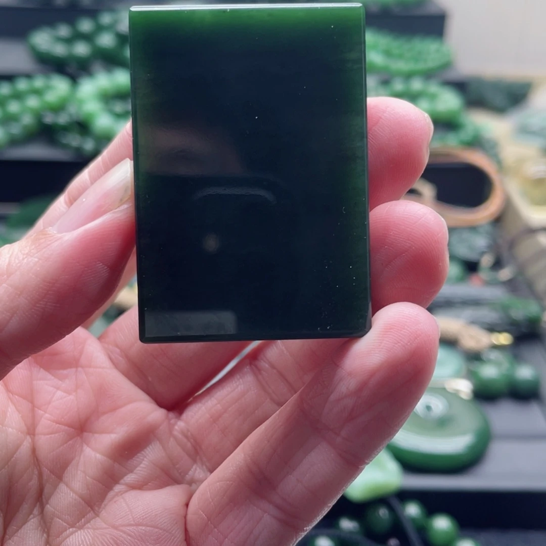 和田玉（碧玉）未镶嵌颈饰